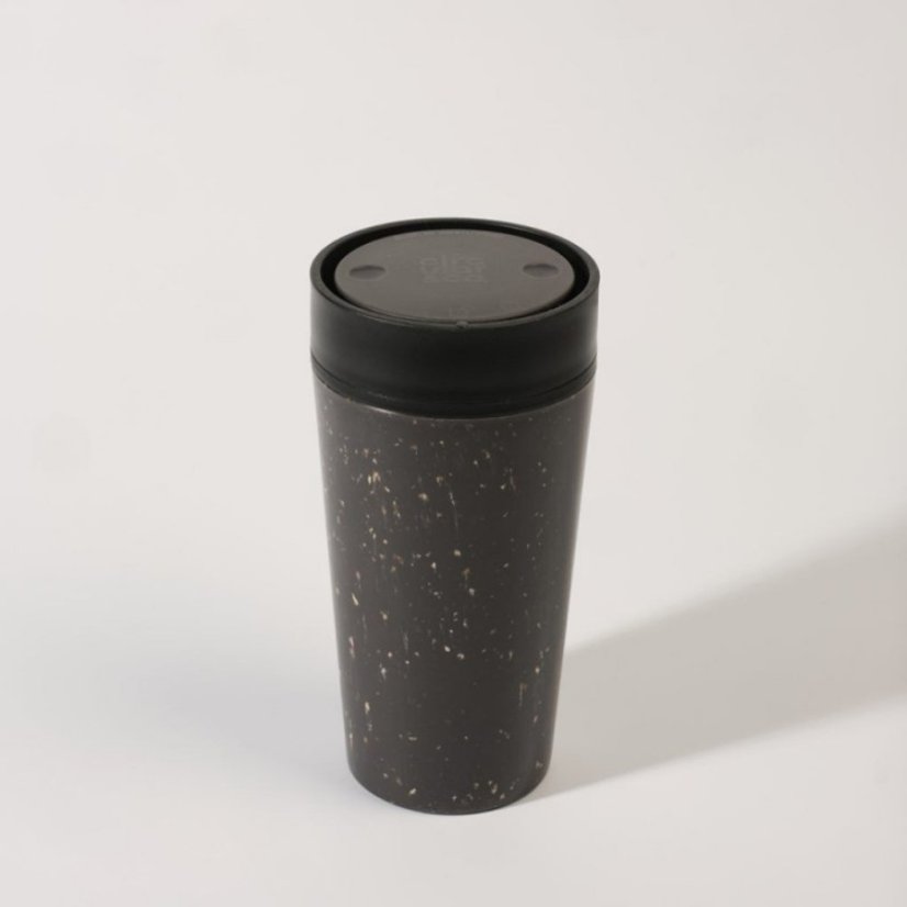 Circular & Co. Recyklovaný kelímek na pití 340 ml