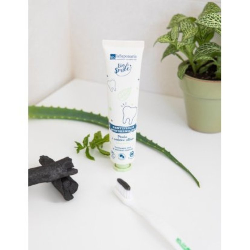 LaSaponaria Bělicí zubní pasta WonderWhite Máta a aktivní uhlí BIO 75 ml