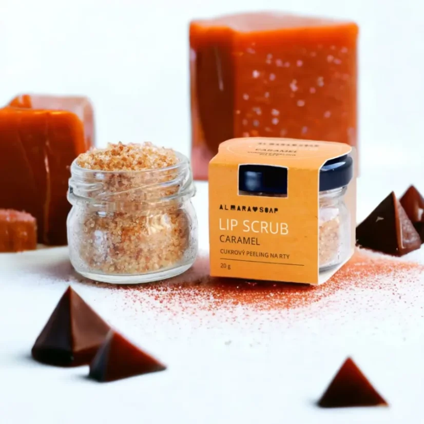 Almara Soap Přírodní scrub na rty Caramel