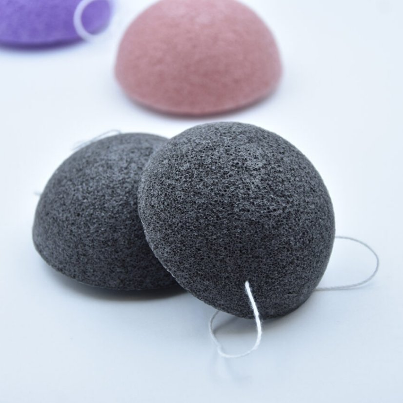 Konjac přírodní pleťová houbička Černé aktivní bambusové uhlí