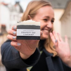 Almara Soap tuhé mýdlo Perfect Day