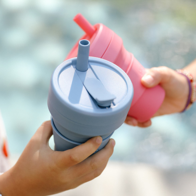 Stojo skládací kelímek s brčkem Junior 237 ml