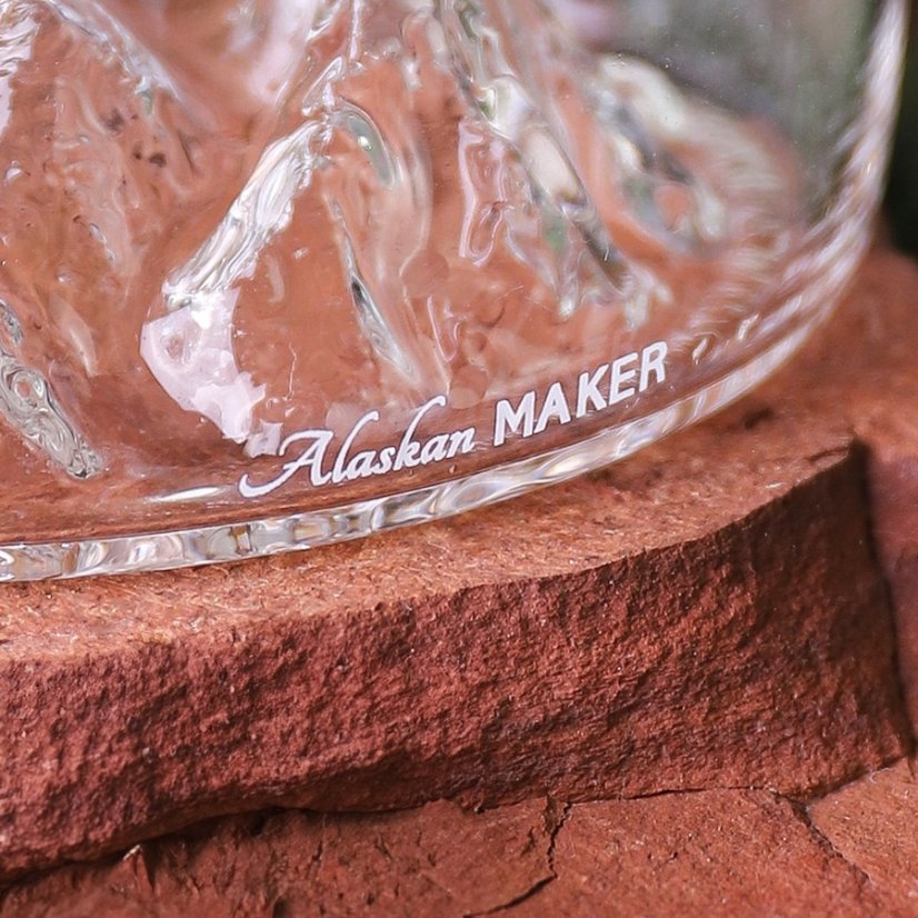 Alaskan Maker skleněná karafa na alkohol Matterhorn