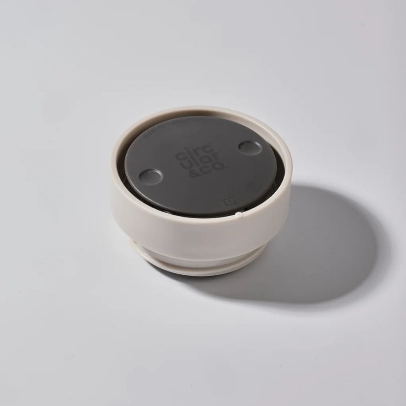 Circular & Co. Recyklovaný kelímek na pití 227 ml
