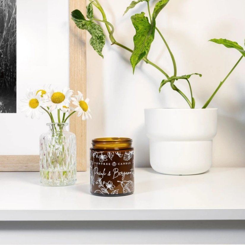 Vontree Candle Sójová vonná svíčka Pačuli, Bergamot 180 ml