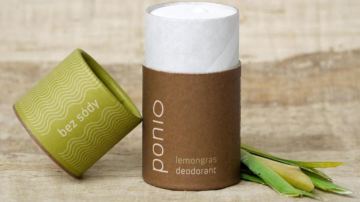 Proč přejít na přírodní tuhý deodorant? 3 značky, které vás přesvědčí
