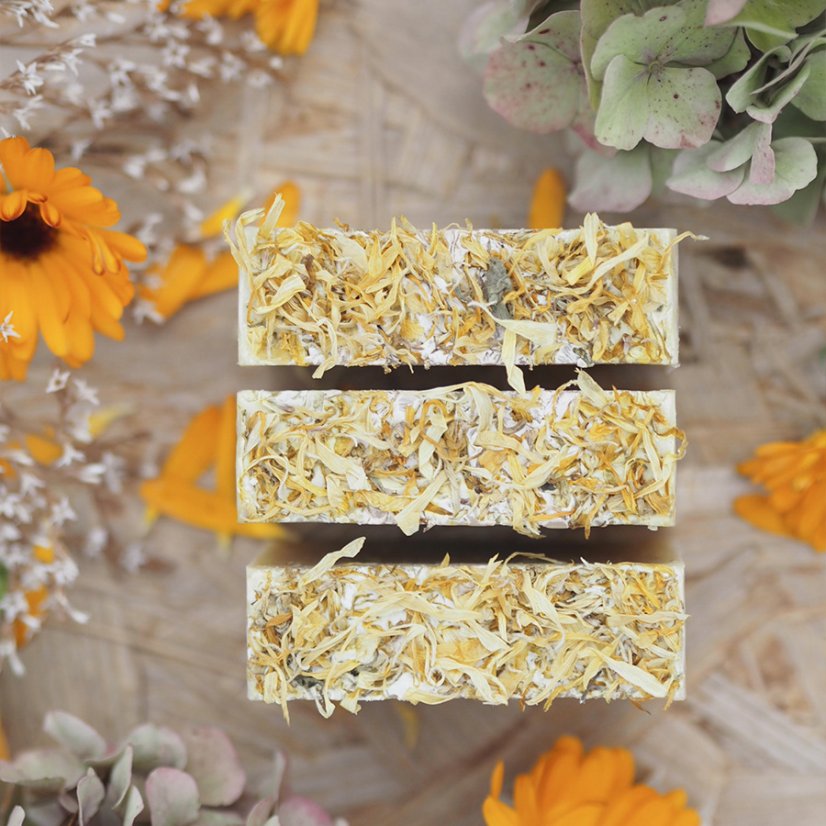 Almara Soap tuhé mýdlo Babiččina zahrádka