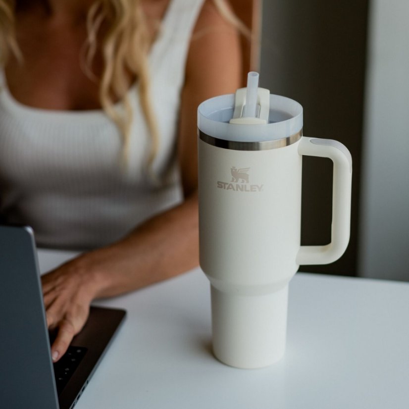 Stanley Nerezový tumbler Quencher H2.O Flow State 1180ml
